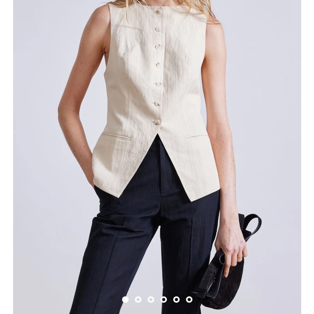 Apiece Apart Cream Sleeveless Fitted Button Down Top